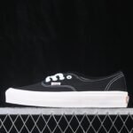 Vans Authentic VR3