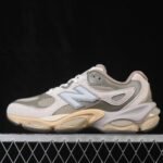 New Balance 983