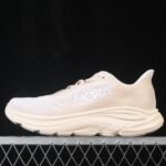 Hoka Clifton 11