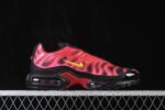 ⁦Supreme x Nike Air Max Plus TN⁩ - الصورة ⁦2⁩