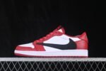 ⁦Air Jordan 1 Retro Low OG⁩ - الصورة ⁦5⁩