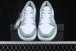 Air Jordan 1 Low – Image 32