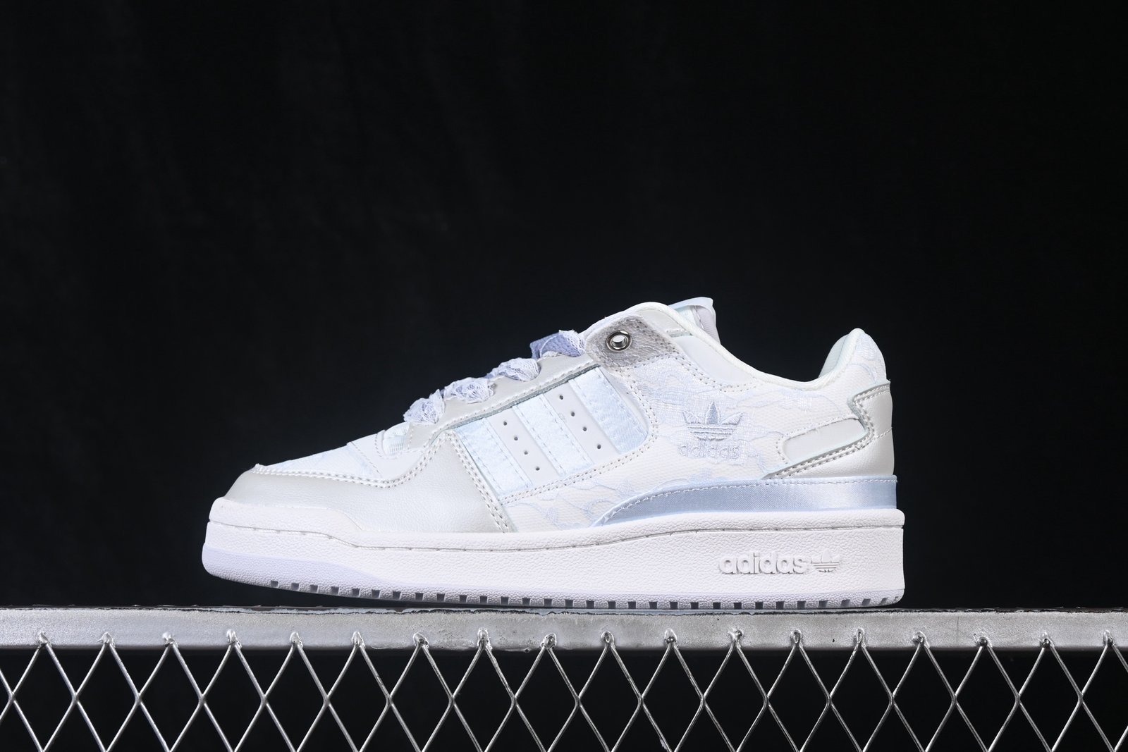 source-full-i1787586858087_2429_0_1 Adidas Forum 84 Low - 画像 (1)